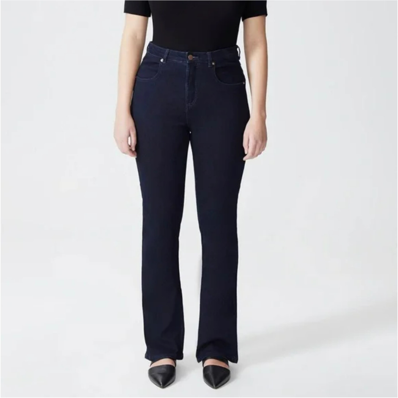 Universal Standard Marne High Rise Bootcut Dark Indigo Denim Jeans Women Size 00